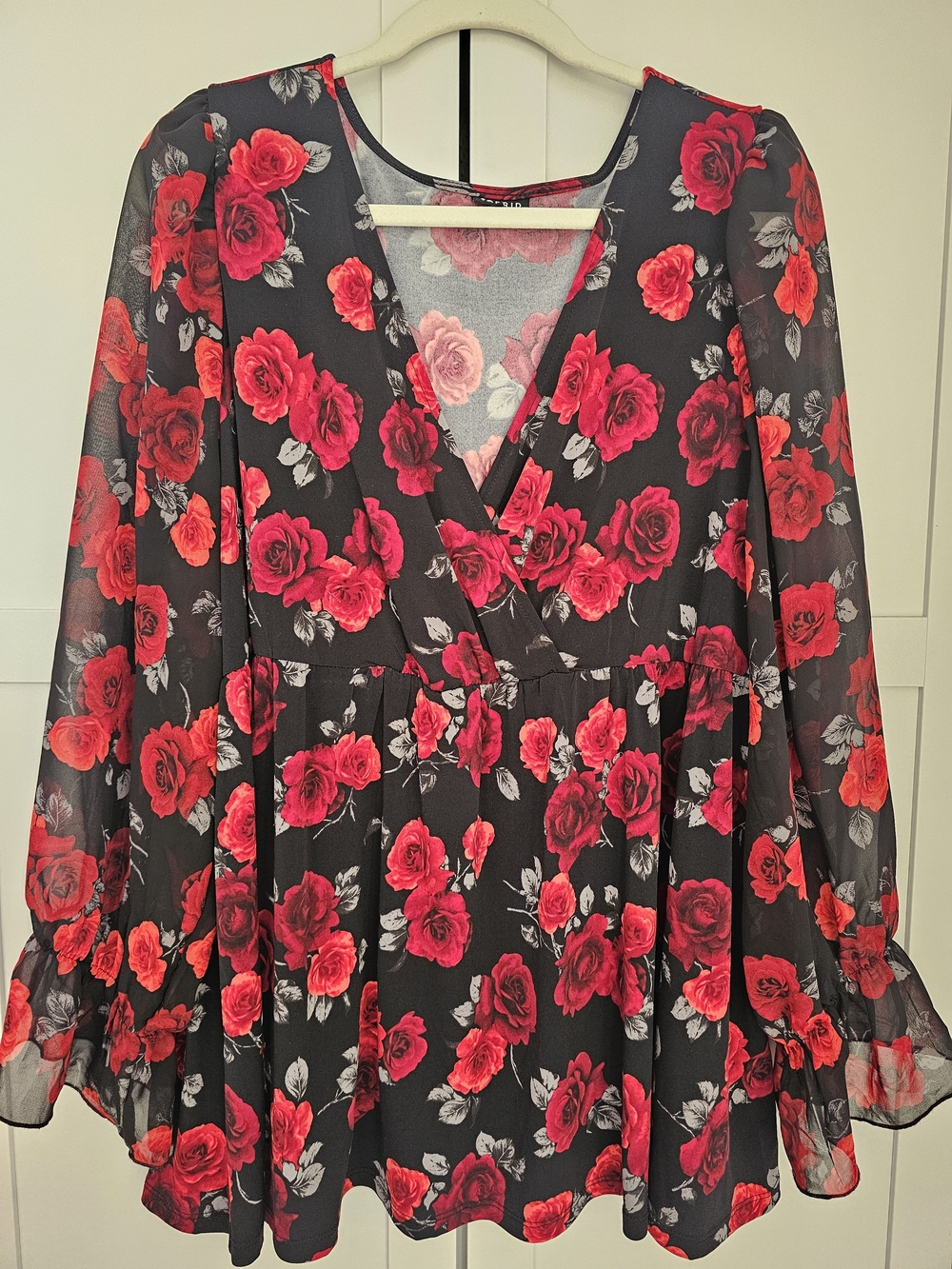 Torrid Rose Babydoll Studio Knit Chiffon Sleeve Blouse Top Black Red Plus 3X